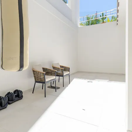 Modern With Heated Pool, Gym & Cinema Villa Marbella