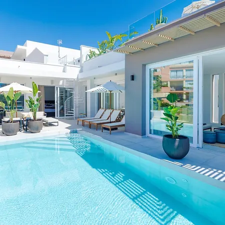 Modern With Heated Pool, Gym & Cinema Marbella