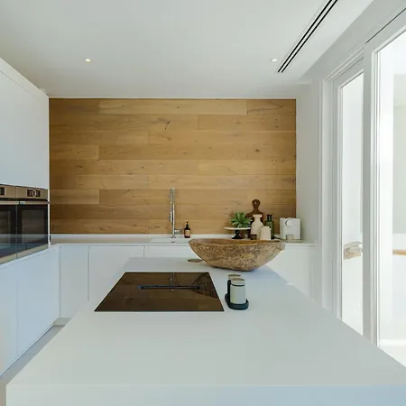 Modern With Heated Pool, Gym & Cinema * Marbella