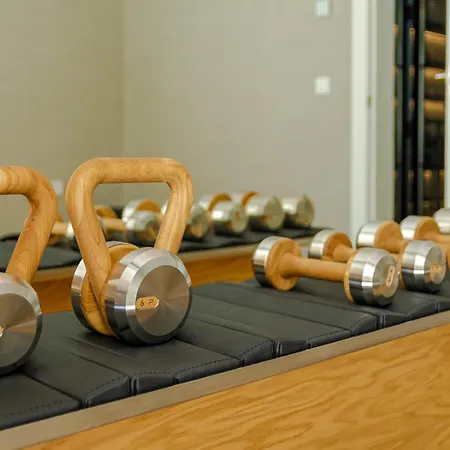 Modern With Heated Pool, Gym & Cinema